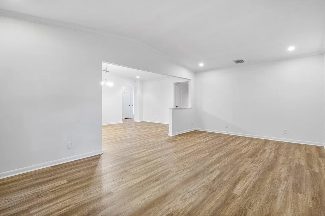 Photo of 5424 Viburnum Circle