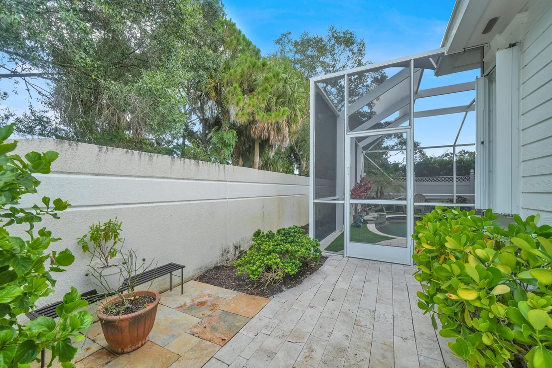 Photo of 516 Sweet Bay Circle