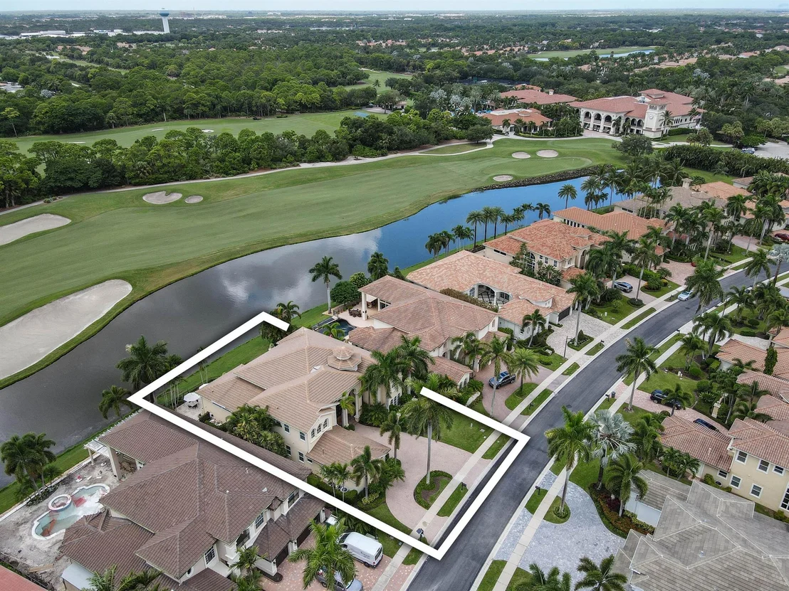 Photo of 615 Hermitage Circle
