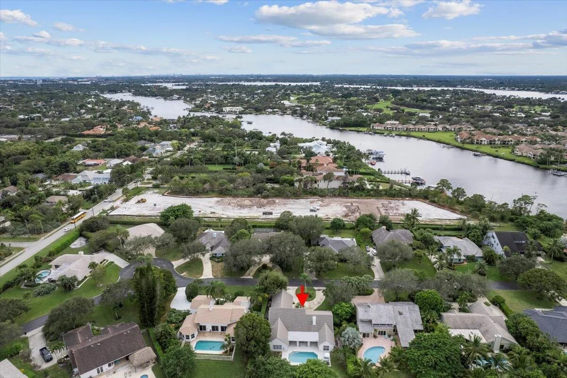 Photo of 18720 SE River Ridge Road