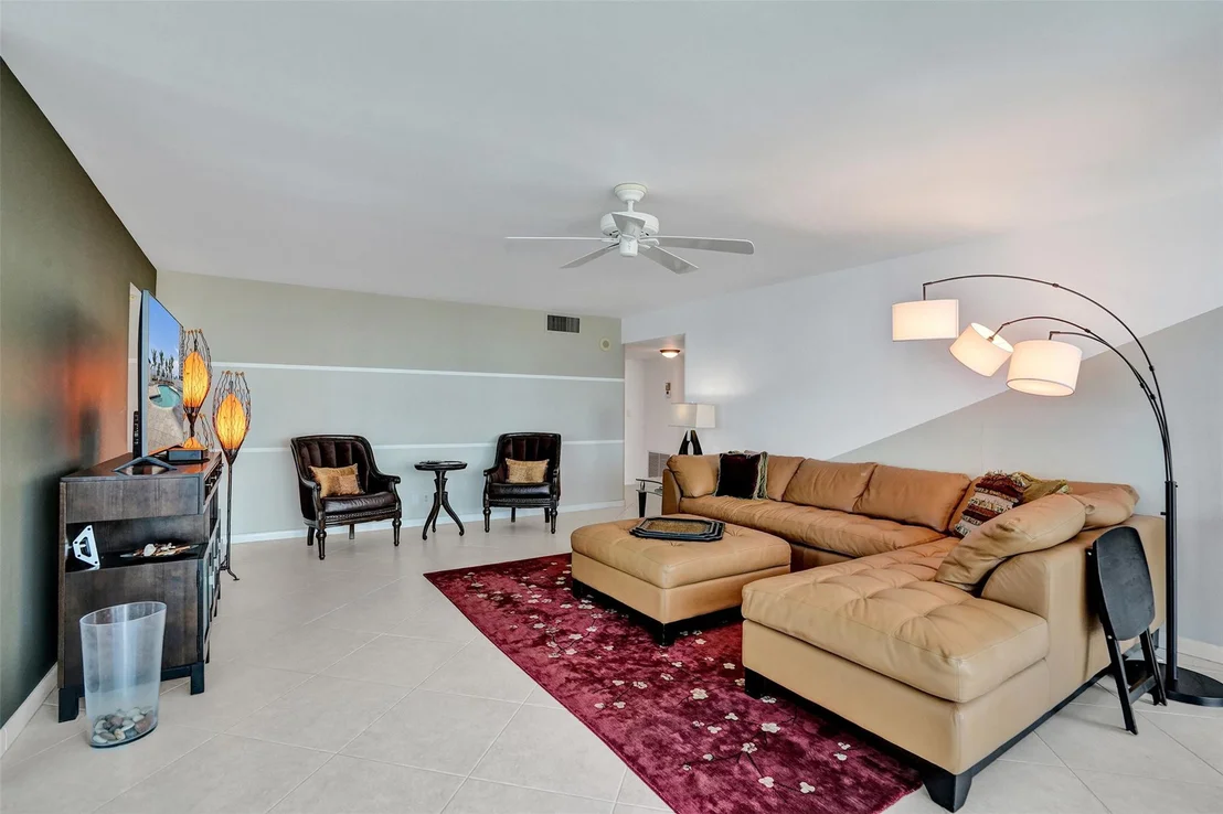 Photo of Unit 708 at 1360 S Ocean Boulevard
