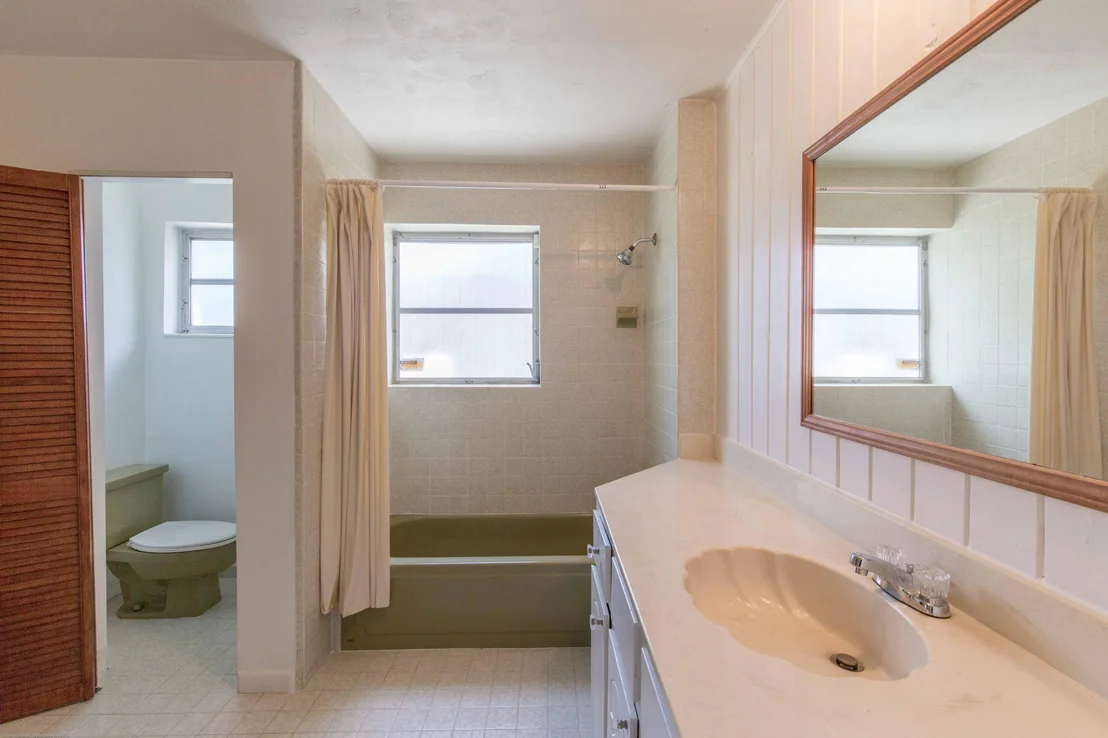 Photo of 1102 Hyde Park Road
