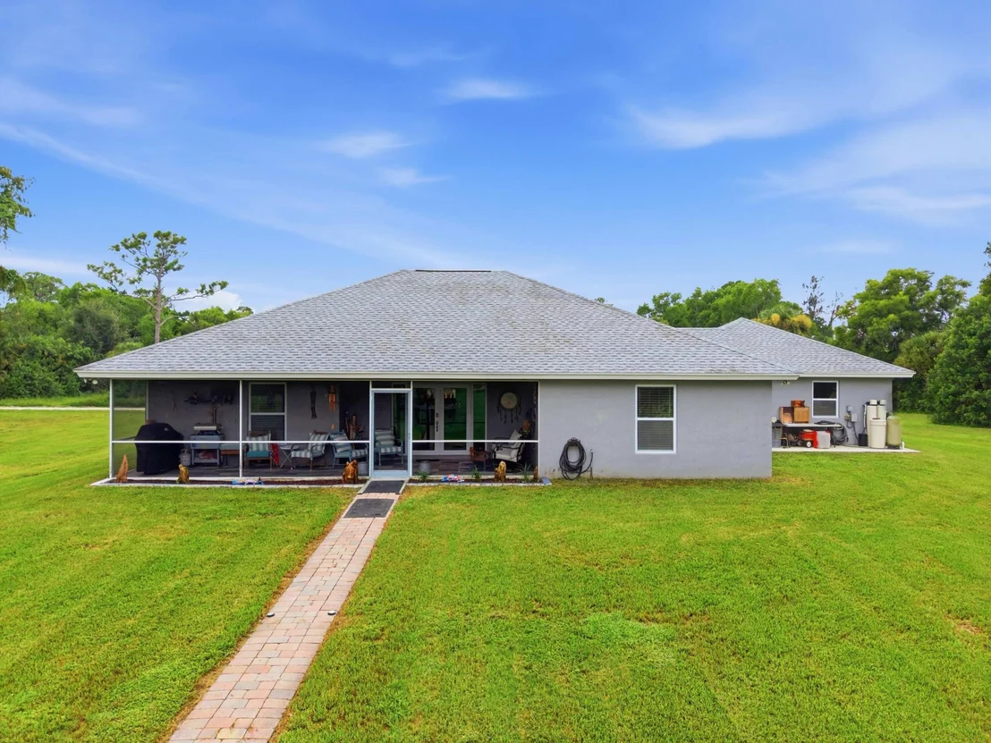 Photo of 14171 BIDDEX Road
