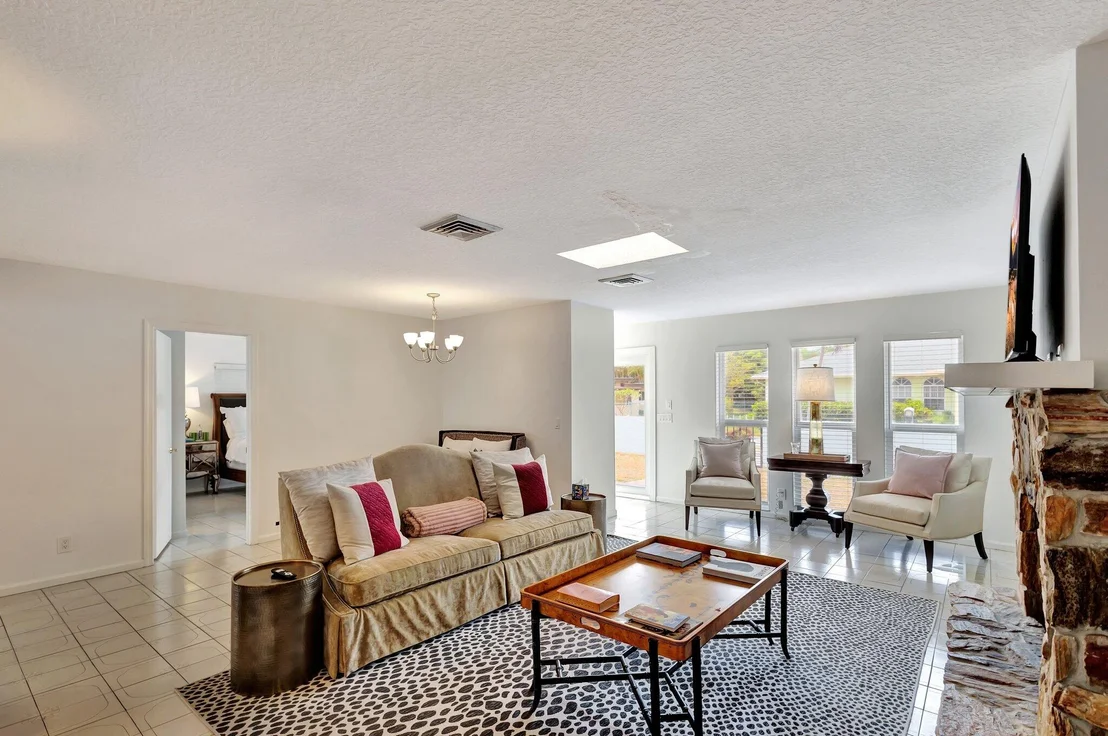 Photo of 430 Mars Way