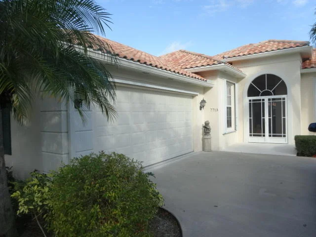 Photo of 7713 Red River Road