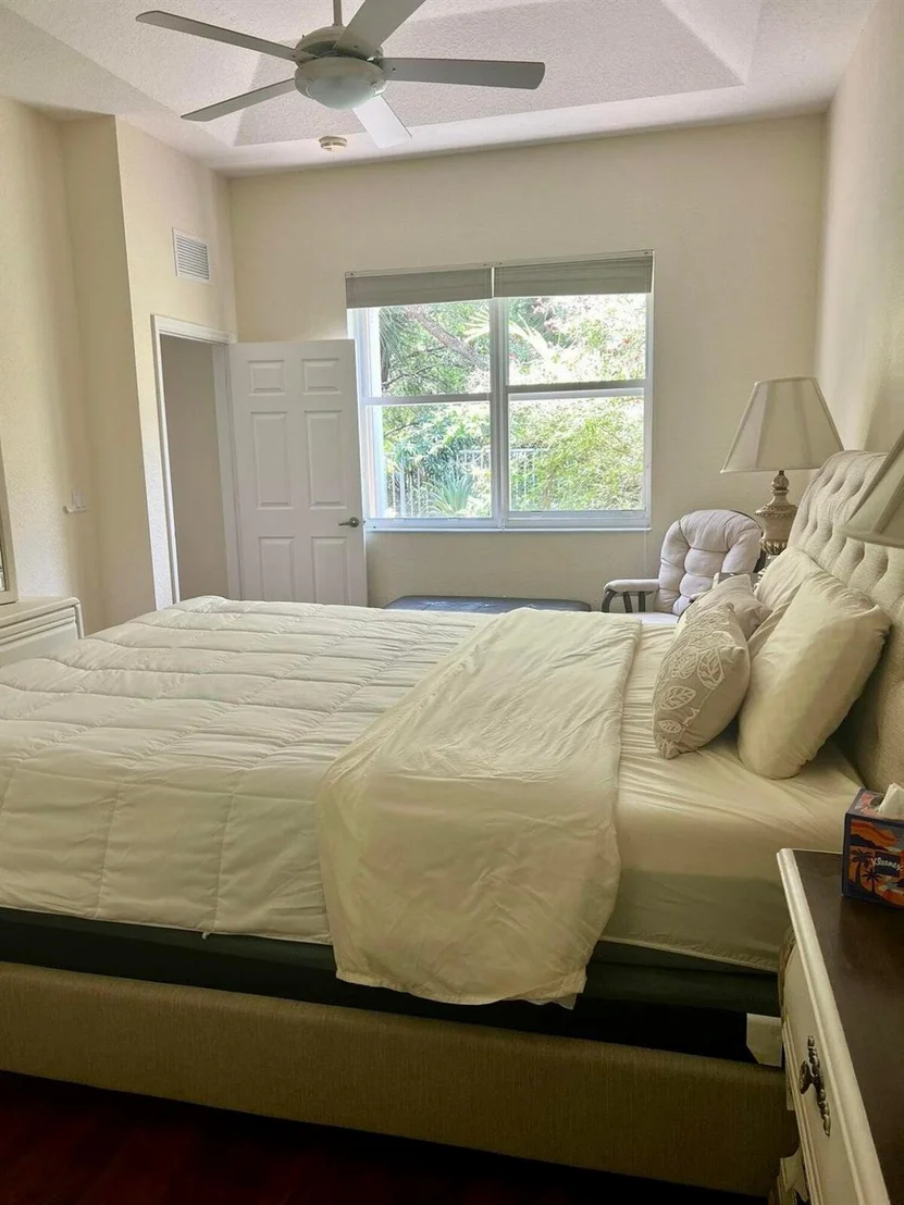 Photo of 2460 Sandy Cay