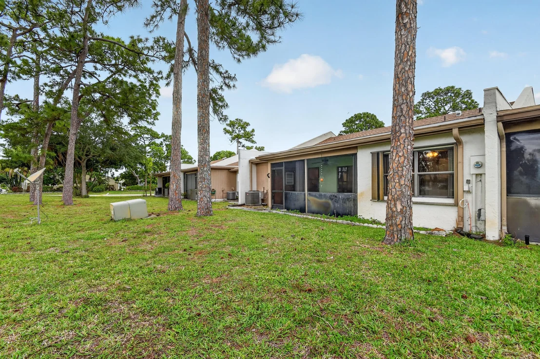 Photo of 6105 Fairfield Circle