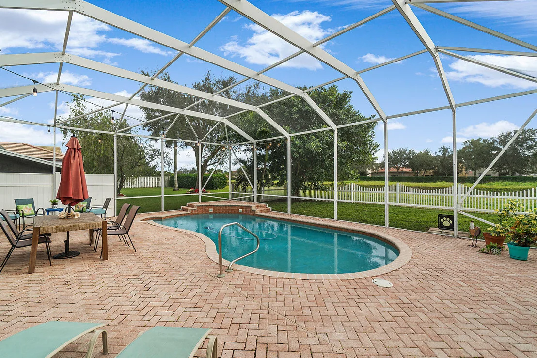 Photo of 7869 Manor Forest Lane