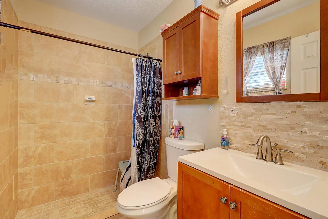 Photo of 5906 Cassia Drive