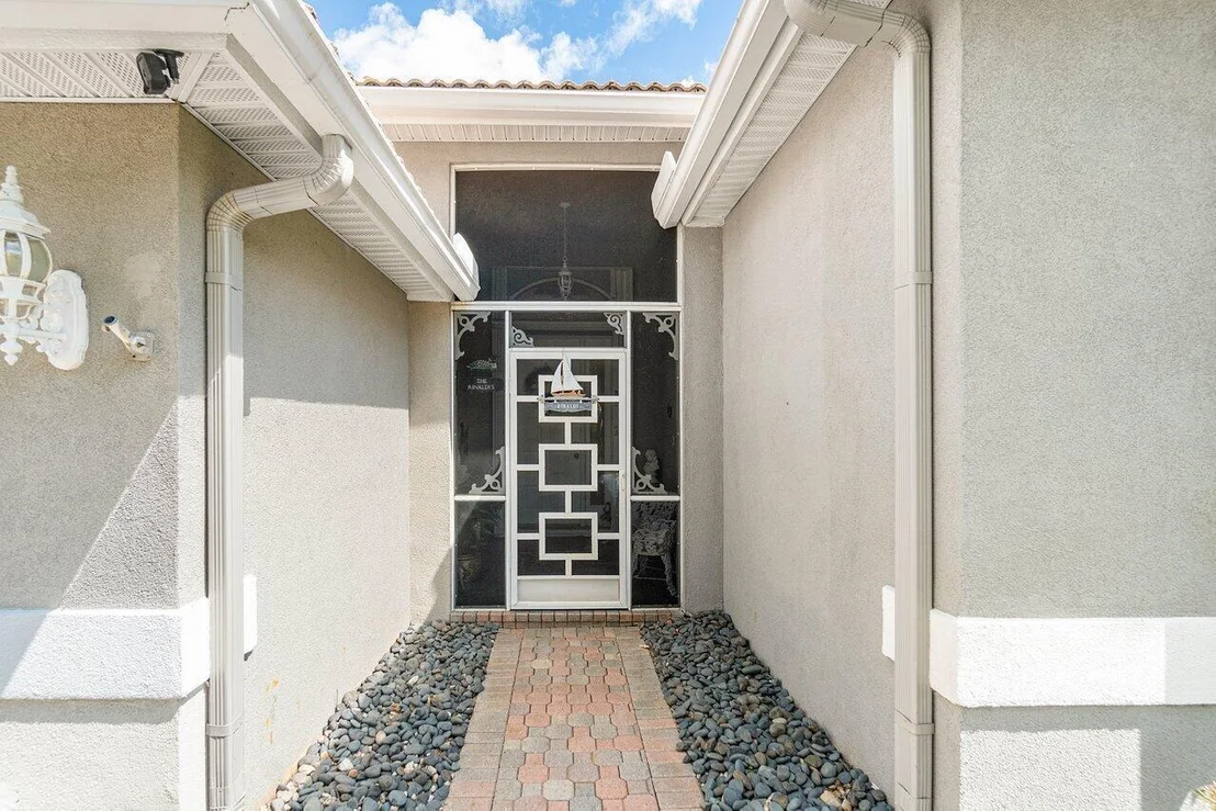 Photo of 5536 Grande Palm Circle
