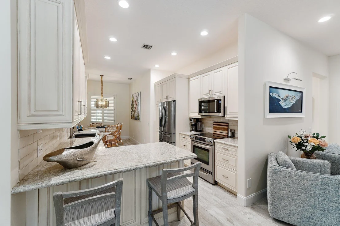 Photo of 153 Savona Drive