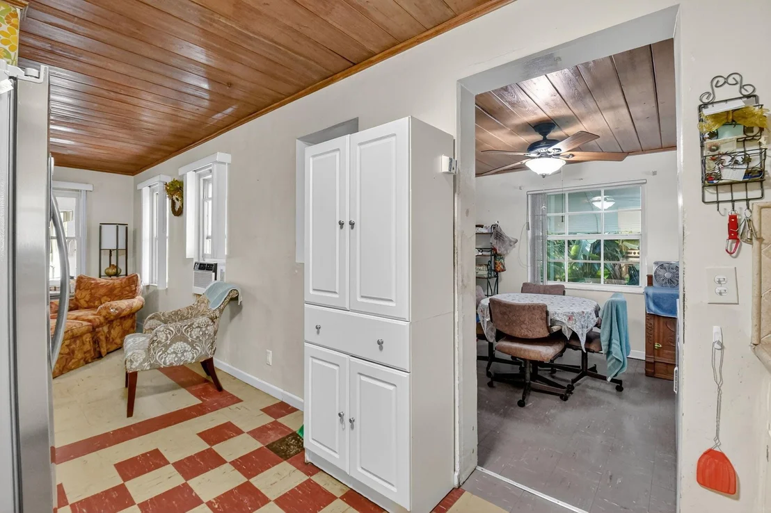 Photo of 3582 Davis Road