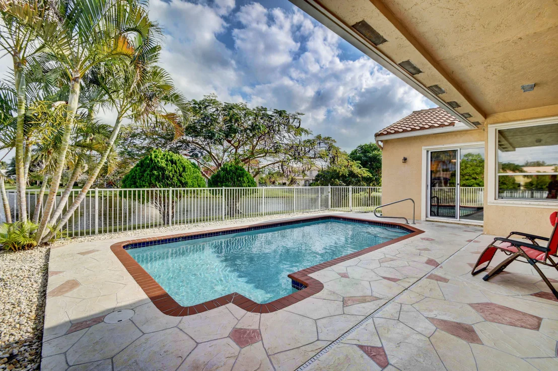 Photo of 18590 Serena Pointe Lane