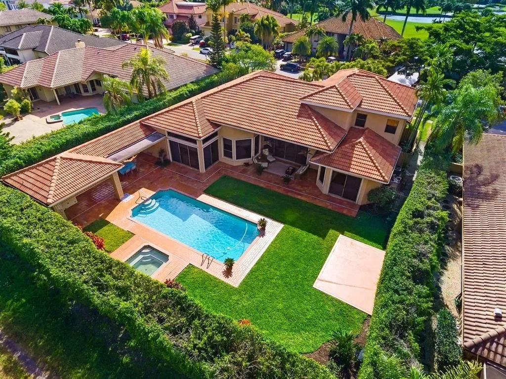 Photo of 7291 Valencia Drive