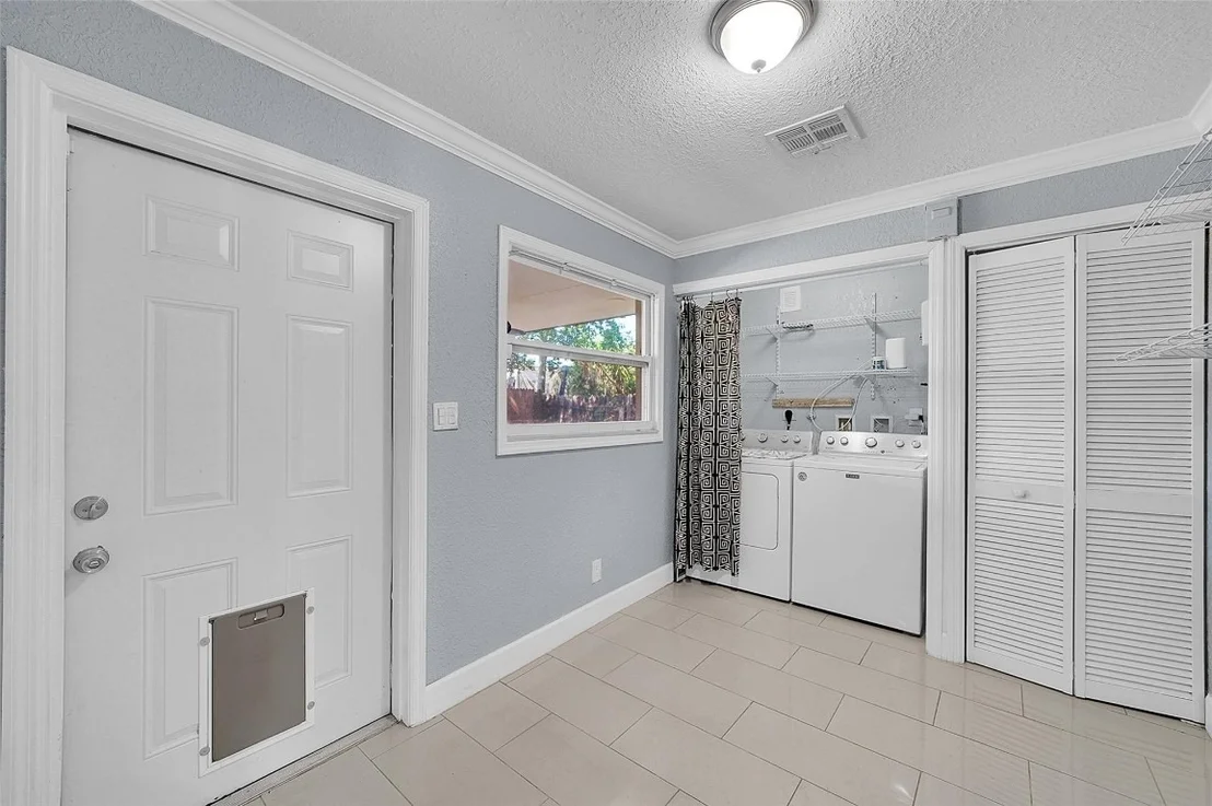 Photo of 3111 NE 11th Terrace