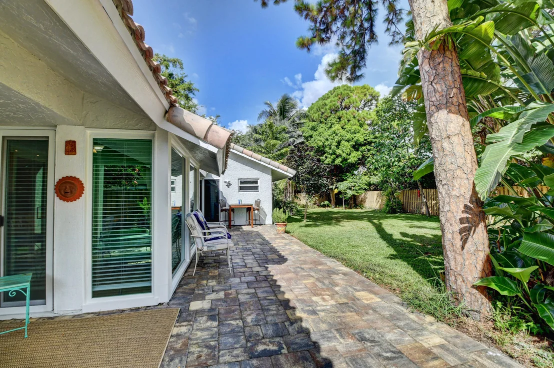 Photo of 2941 NW 24th Way