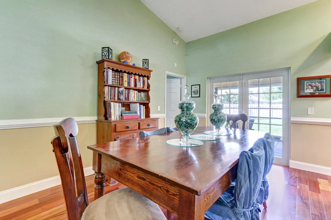 Photo of 780 Juniper Place