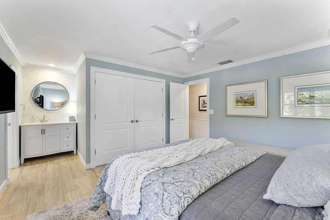Photo of 12645 Oak Arbor Drive