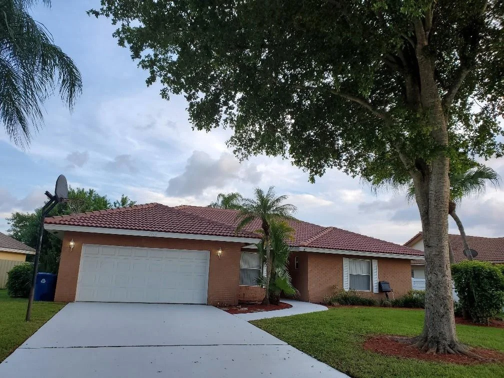Photo of 7204 NW 43rd Street
