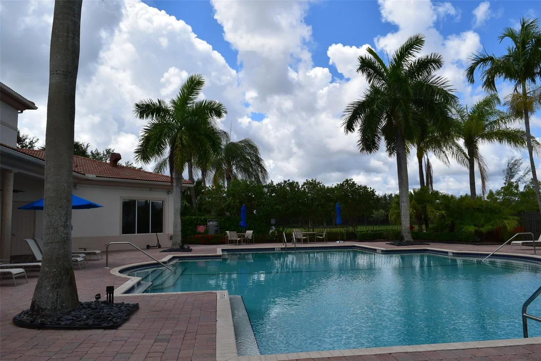 Photo of 1236 Bay View Way