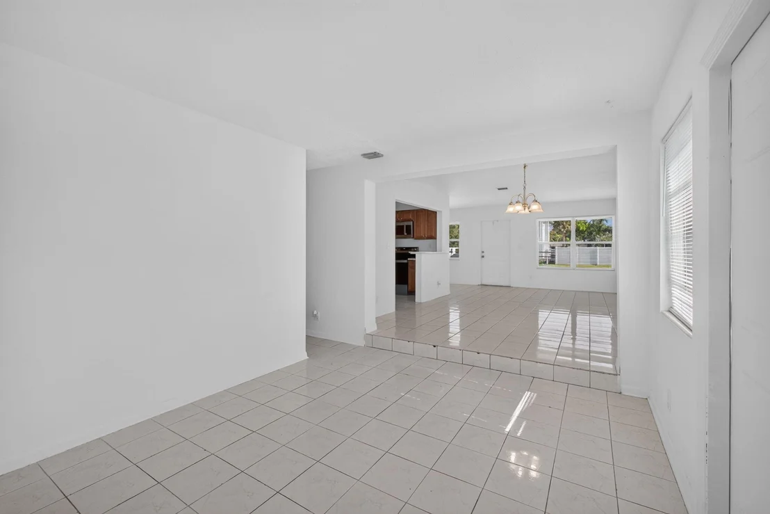 Photo of 304 Cypress Drive