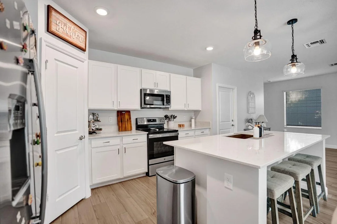 Photo of 4549 Dow Lane