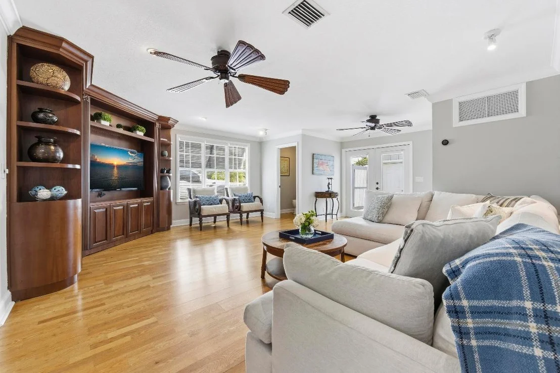 Photo of 649 Anchorage Drive
