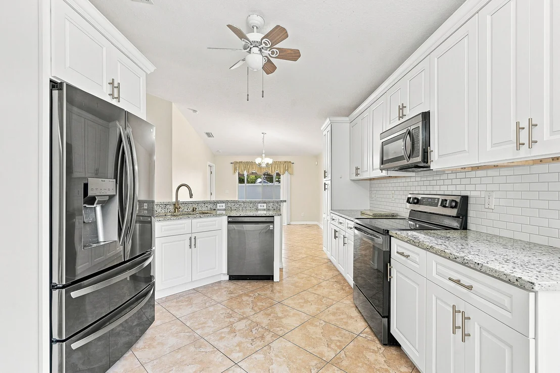 Photo of 815 Greenleaf Circle