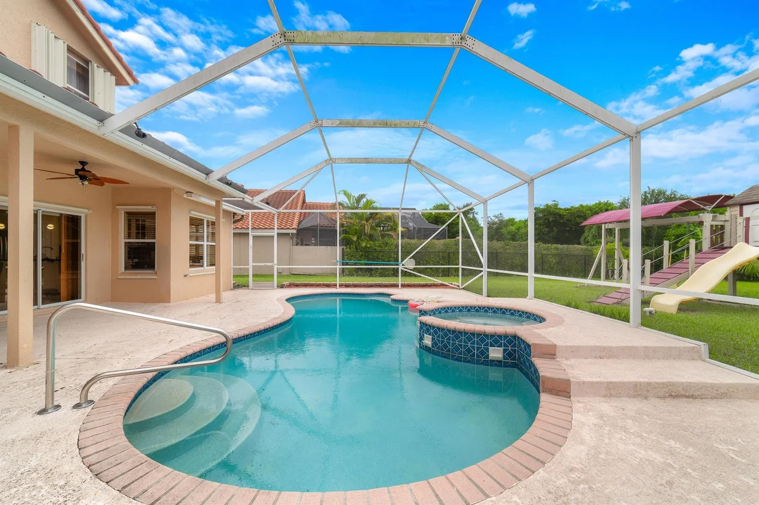 Photo of 21991 Altona Drive