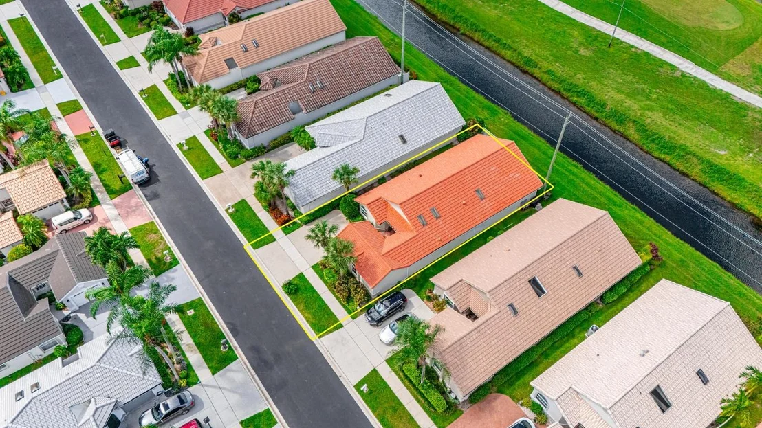 Photo of 6087 Bay Isles Drive
