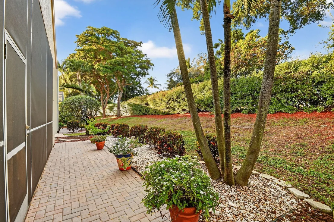 Photo of 7411 Maple Ridge Trail