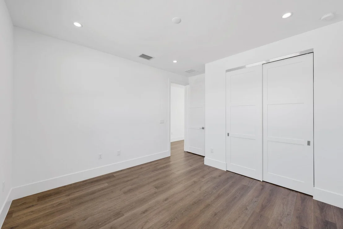 Photo of 655 Kingsbridge Street
