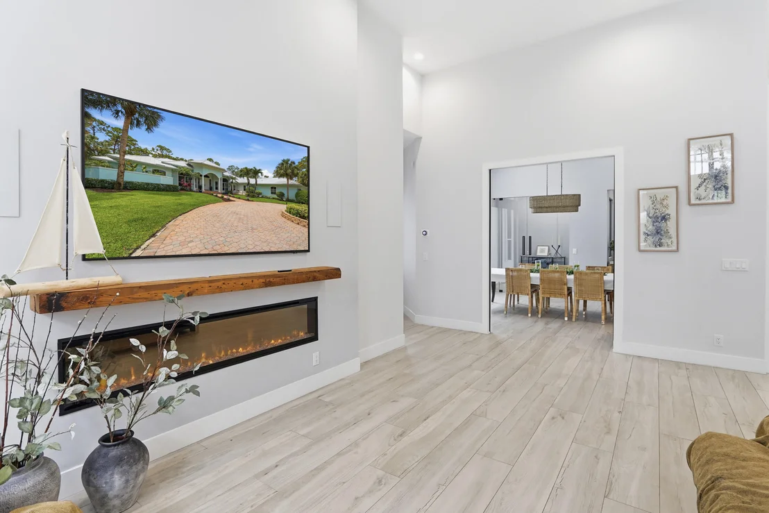 Photo of 14737 Morgan Close