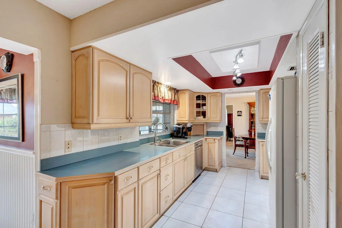 Photo of 86 W Coconut Drive