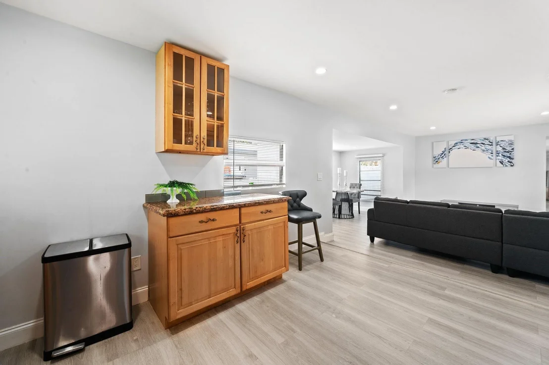 Photo of 22868 Cascade Road