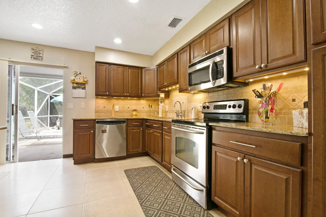Photo of 4793 Avocado Boulevard