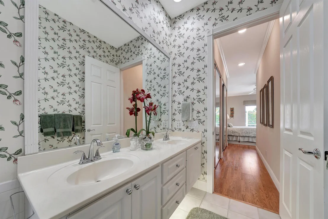 Photo of 4775 Temple Drive