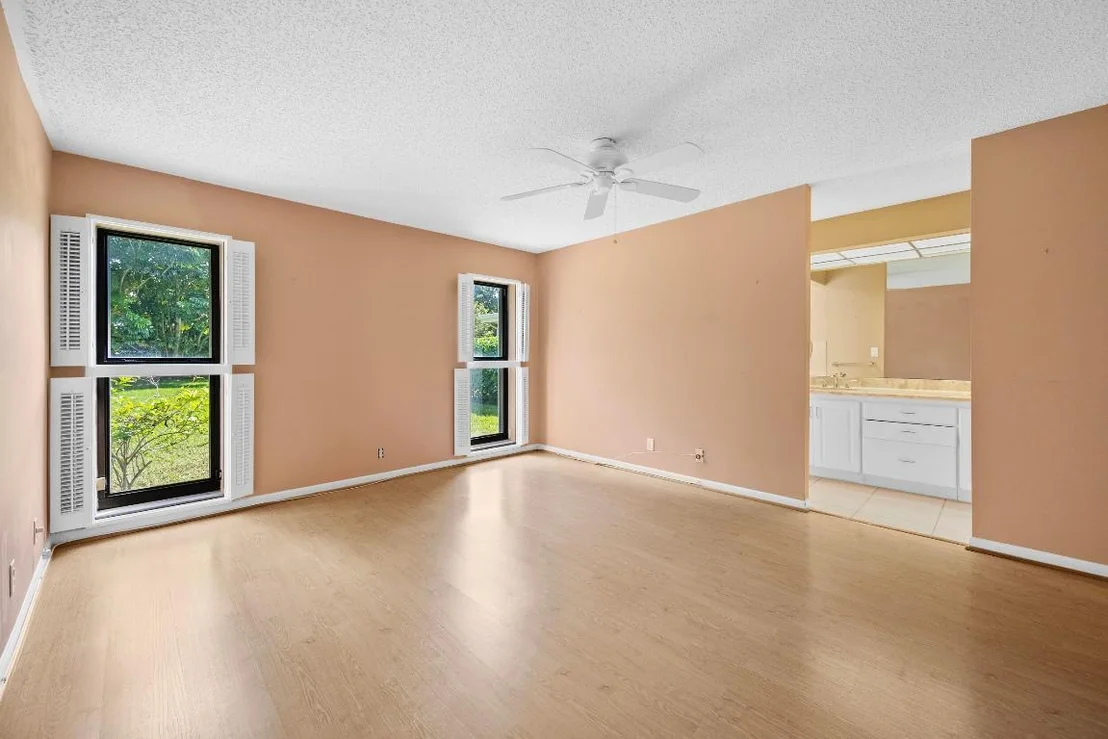 Photo of 7974 Cloverfield Circle