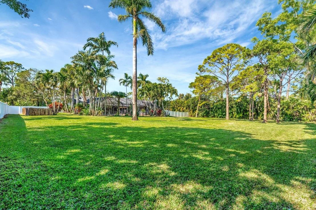 Photo of 12750 Oak Arbor Drive