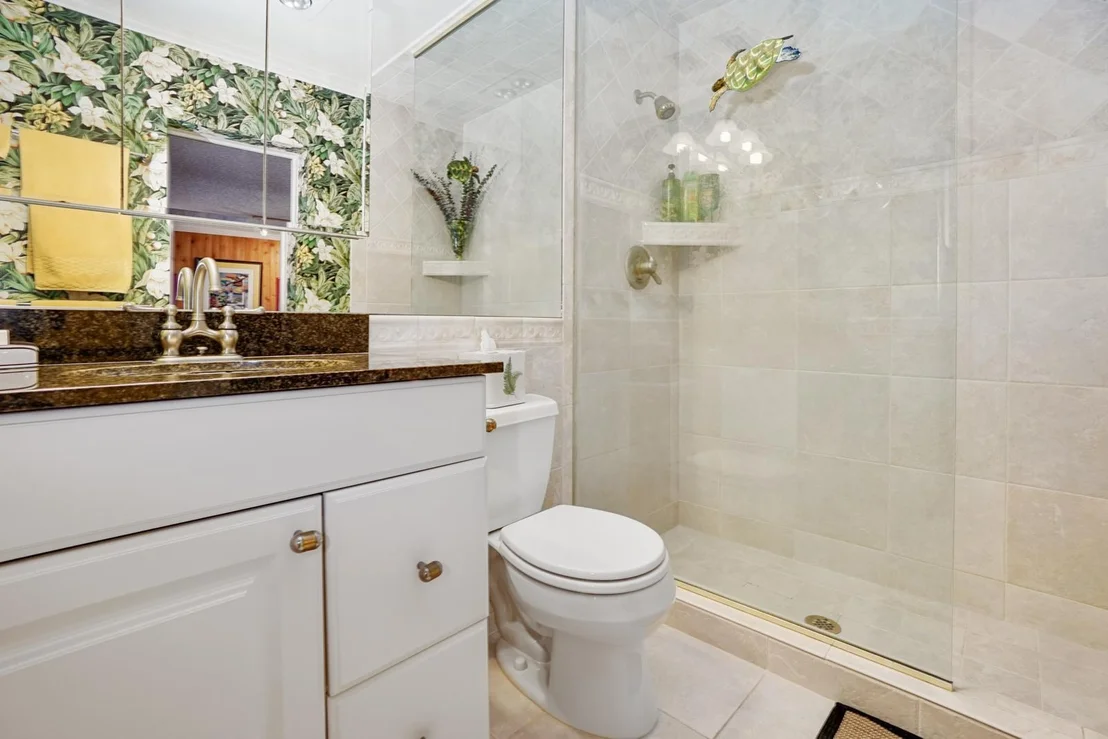 Photo of 441 Davis Road