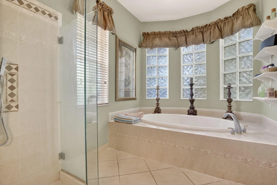 Photo of 8106 N Savannah Circle