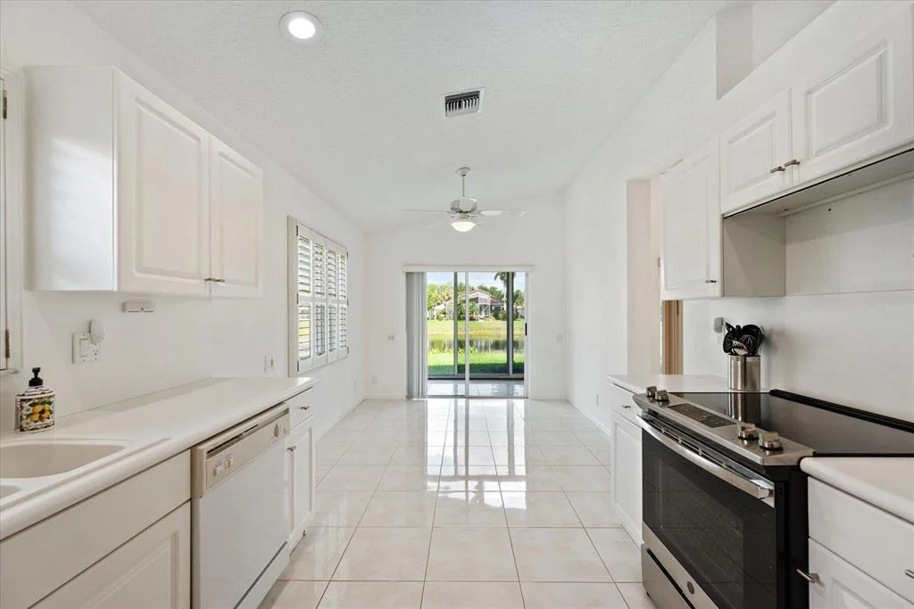 Photo of 6571 Maybrook Road