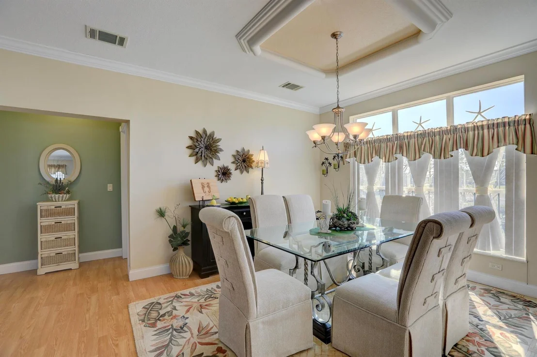 Photo of 955 Wren Circle