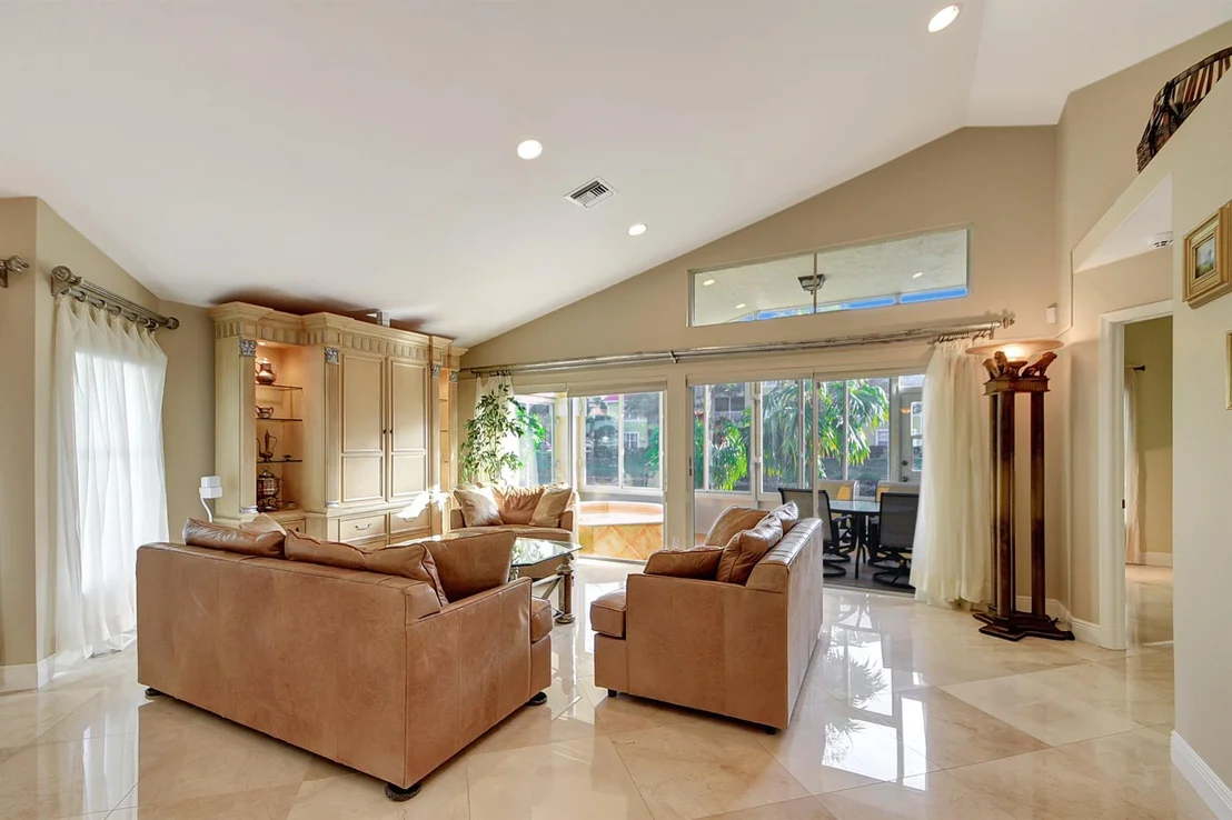 Photo of 120 Harbor Lake Circle