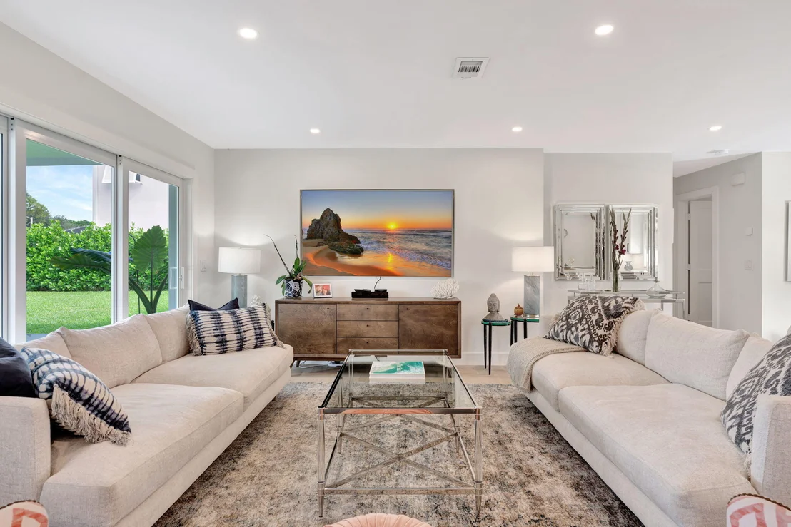 Photo of 359 Beacon Street
