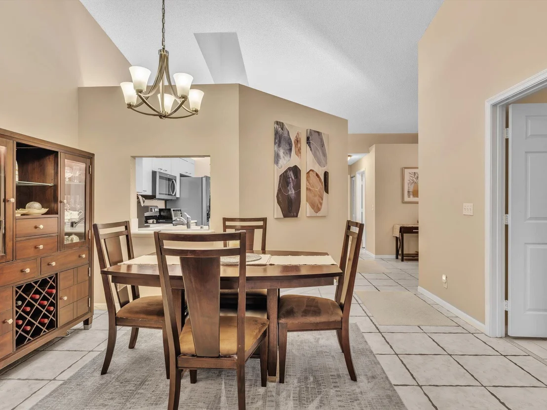 Photo of 110 SAUSALITO Drive