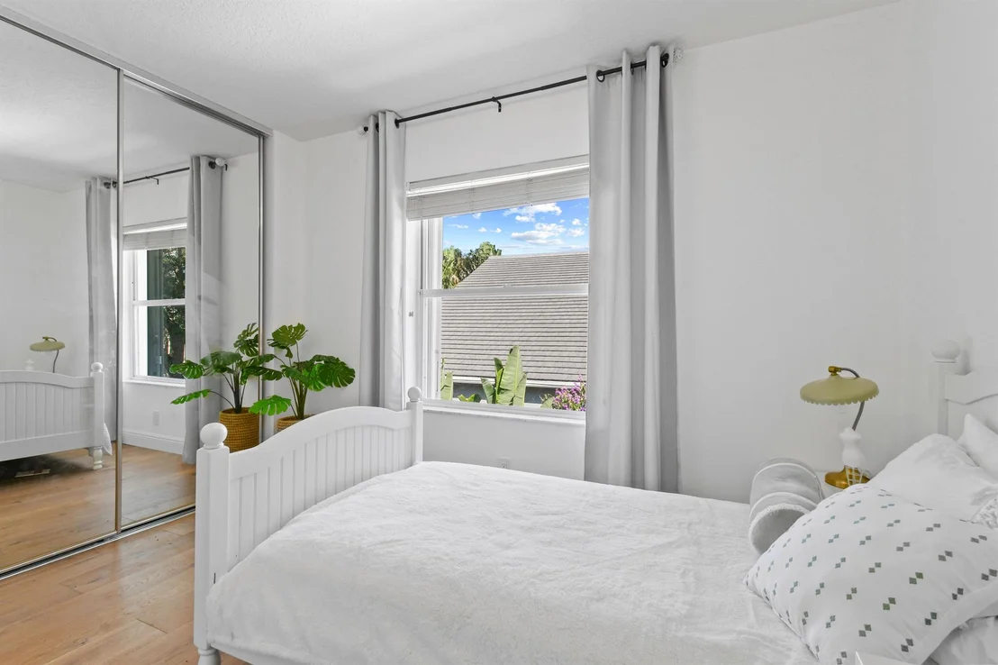 Photo of 1228 Egret Circle S