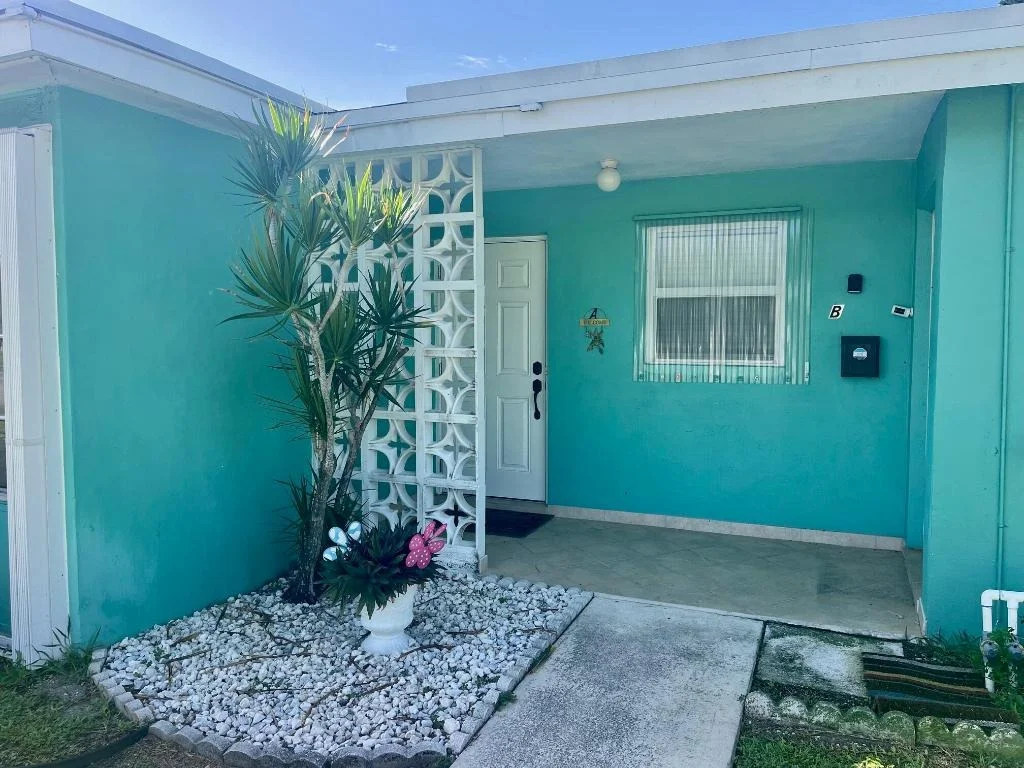 Photo of Unit A at 330 Main Boulevard