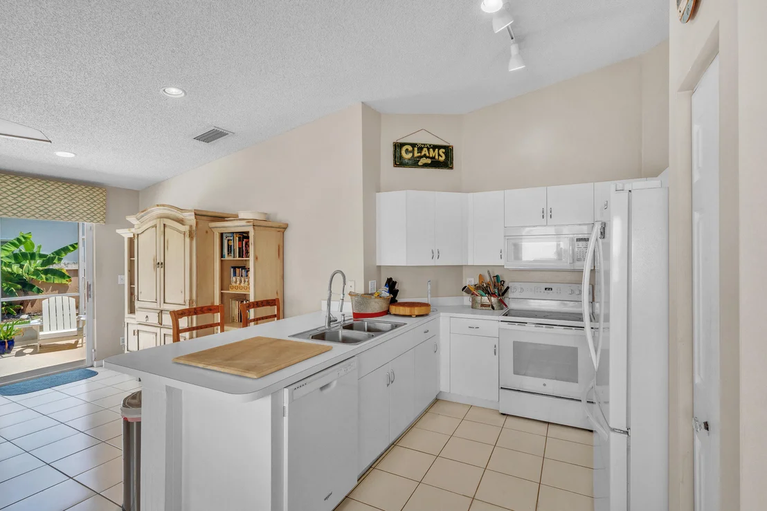 Photo of 4255 NW 1st Drive