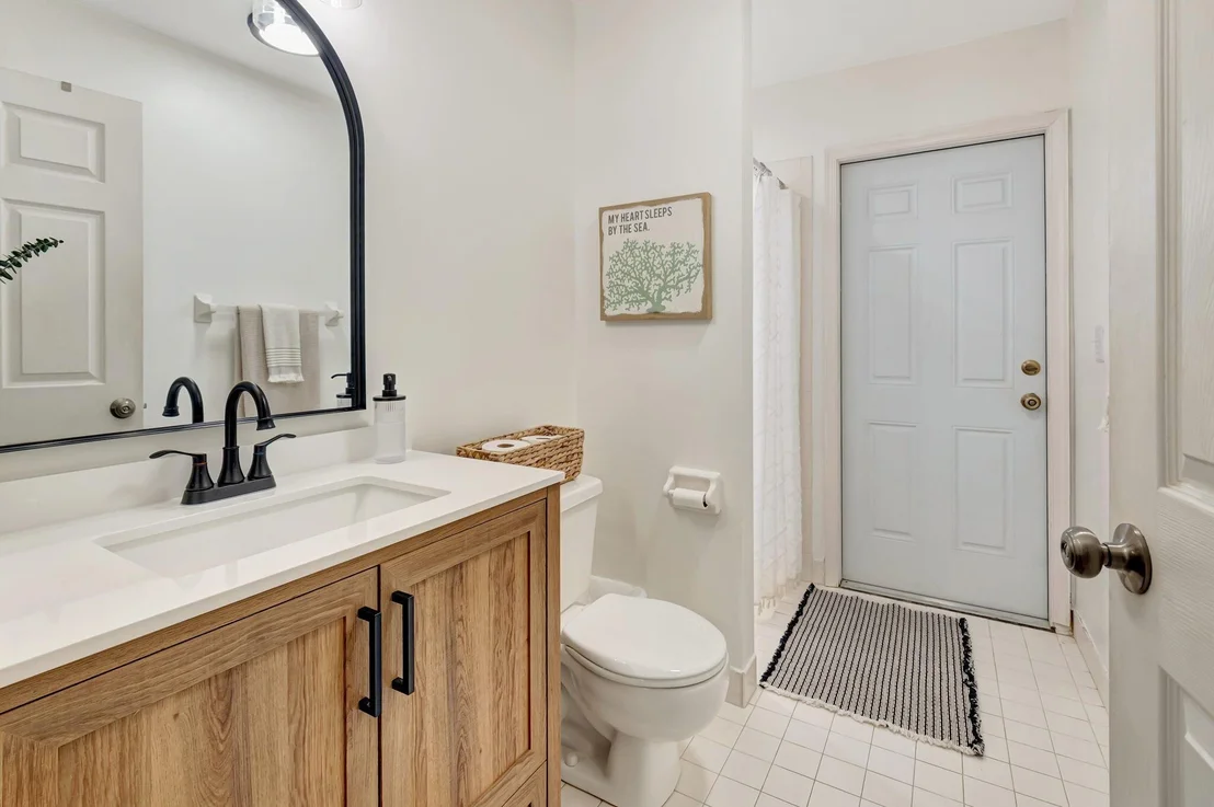Photo of 8884 Spring Valley Drive